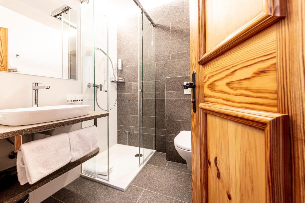 Hotel Filli Скуоль Екстер'єр фото