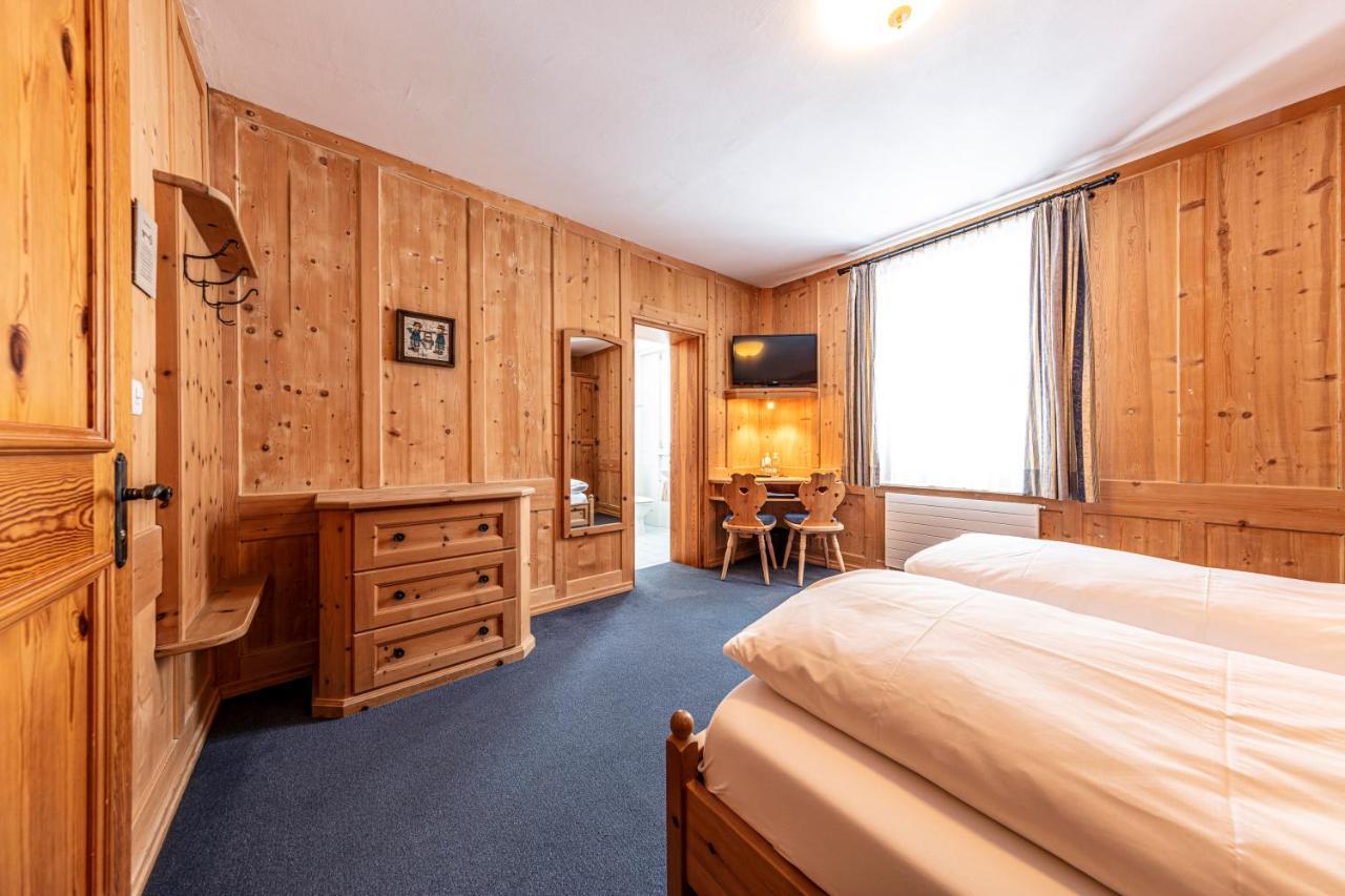 Hotel Filli Скуоль Екстер'єр фото