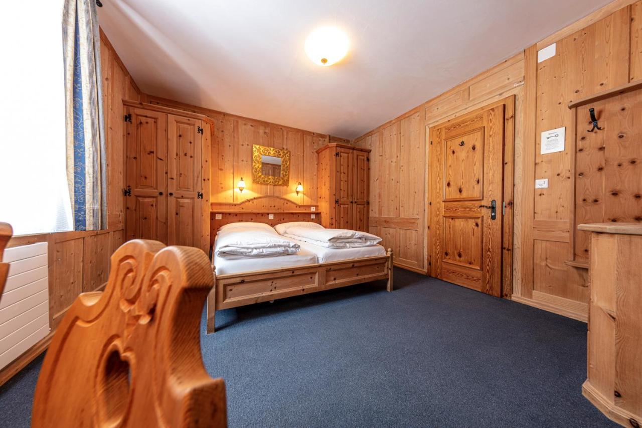 Hotel Filli Скуоль Екстер'єр фото